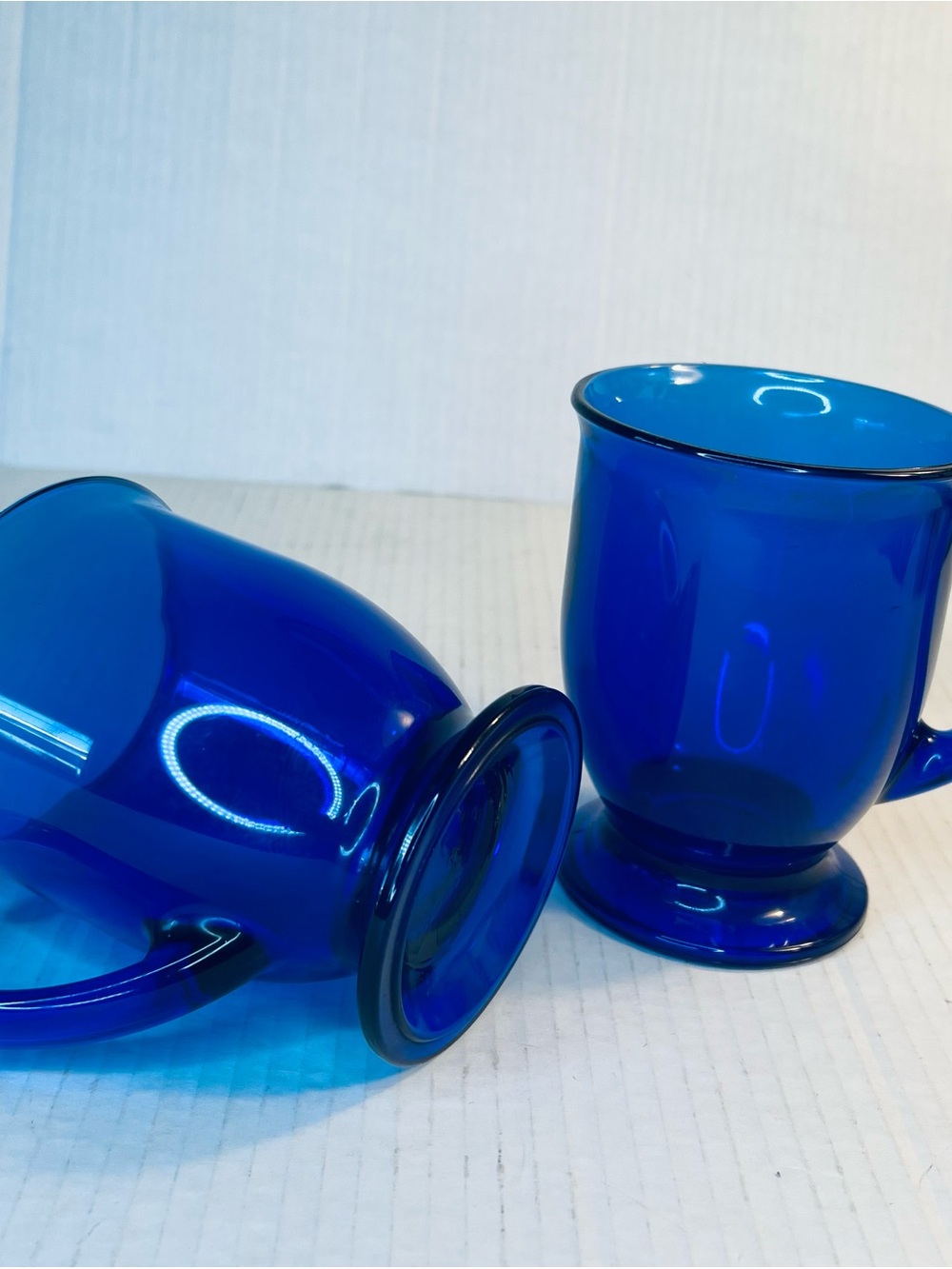 VTG Cobalt Blue Glass Pedestal Mugs - Set of 2 16oz